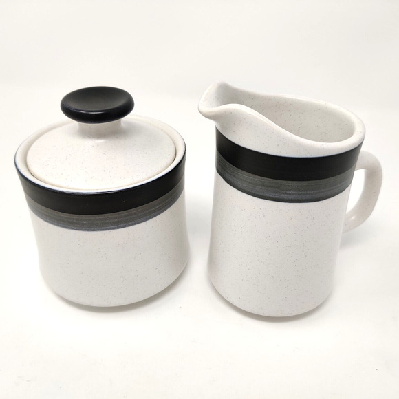 Arrow Stone Black Foot Sugar Bowl and Creamer MCM Stoneware Kasuga Japan 693 - Picture 2 of 16